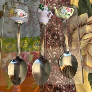 New Vintage Avon Tea Time Memories Souvenir Spoon set of 3